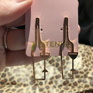 Jessie James Decker Kittenish Earrings